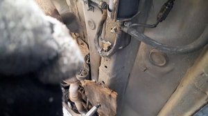 ЗАМЕНА ПРОКЛАДКИ ГЛУШИТЕЛЯ НА ЧЕРИ ТИГГО-Т-11(2010г).