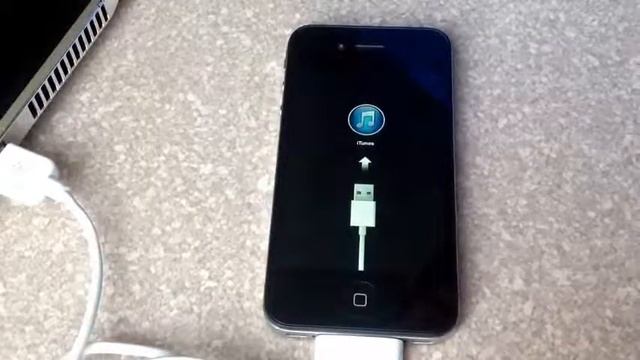 Hard reset iphone 4 AND 4s смотреть онлайн