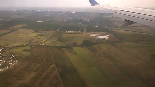 приземлился в молдавии посадка в аэропорту Кишинёв смотреть онлайн