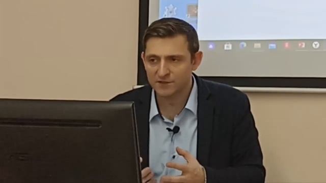 Python l Цикл While смотреть онлайн