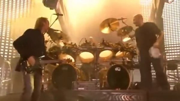 Genesis 2007 live in Dusseldorf full concert