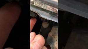 Peugeot 307 2003 как снять фары