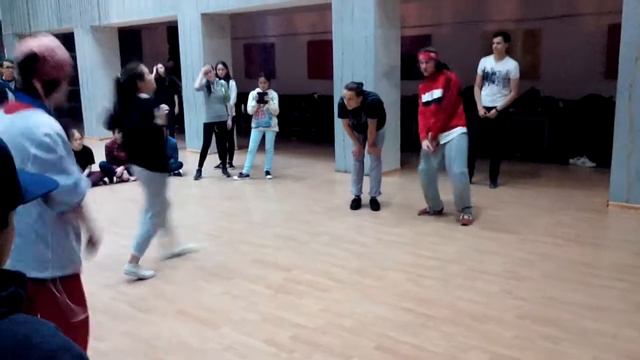 Второй батл. Bboy kraSava and Dalivey. смотреть онлайн