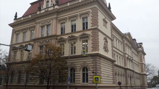 Plaques of Prague: Františka Plamínková смотреть онлайн