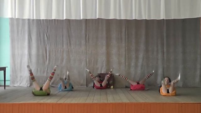 197 - Ансамбль Веселушки, с. Дебесы - танец Пеппи смотреть онлайн