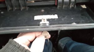 Замок на бардачок ВАЗ 21074