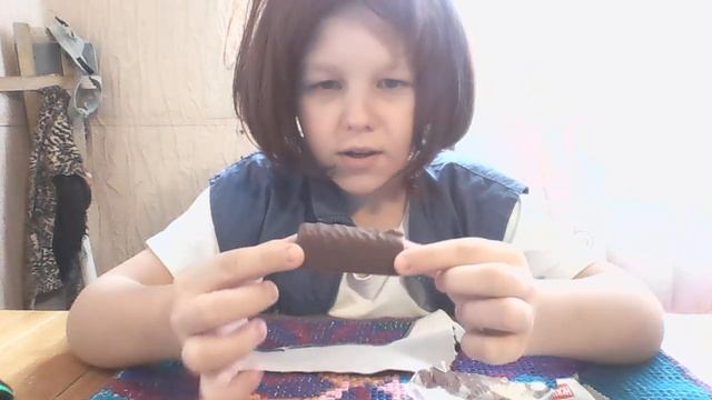 Обзор глазированного сырка от мамы Брейна.