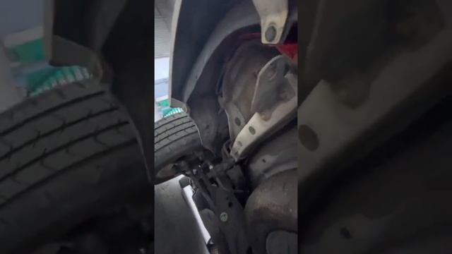 Видео обзор Toyota Harrier смотреть онлайн