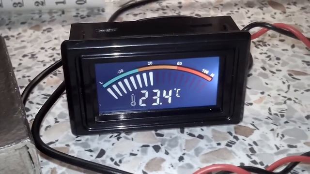 Автомобильный термометр 12 В (-40 +110) смотреть онлайн