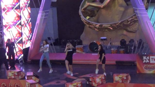 SoundCheck Cosmos Girls(#ЖараKids,Вегас Mякинино,26.5.19) смотреть онлайн
