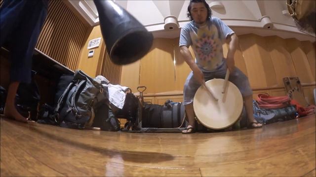 Taiko Drum and Didgeridoo with the Gocoo Group, Tokyo смотреть онлайн
