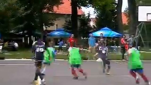 HE REACHING GOALS LIKE MESSI,And there are only 8 years old смотреть онлайн