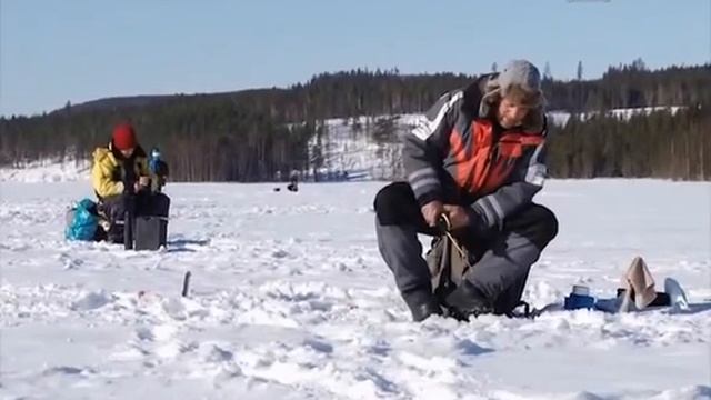 Серия 4 - Со льда. Мормышка. Ловля форели. Рыбалка с Нормундом Грабовскисом смотреть онлайн