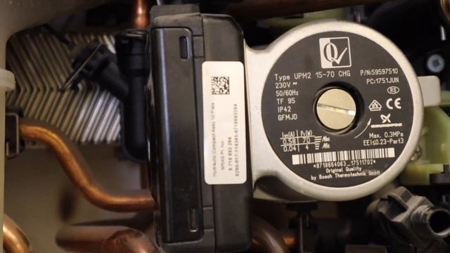 WORCESTER 25i ERP COMBI BOIER, Inside The Boiler Casing Doing A Full Review And Strip Down.
