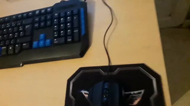 Présentation de mon setup 2019 a 1300 € euros смотреть онлайн