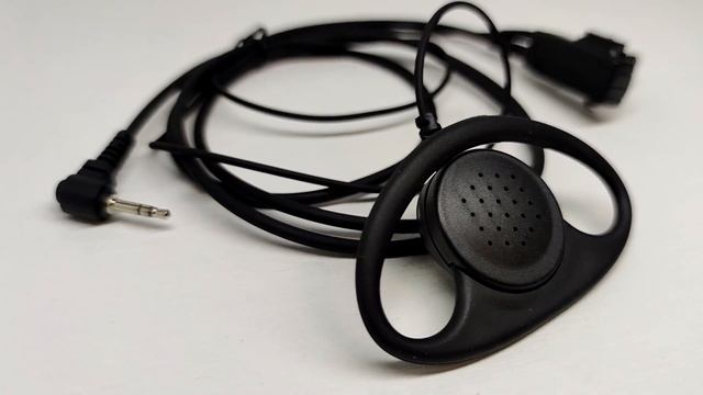 Гарнитура для рации Motorola. Модель "ЭКОНОМ-D" с микрофоном и наушником с разъемом 1 PIN. смотреть онлайн