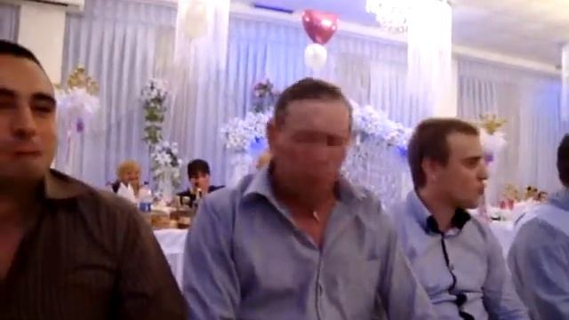 Свадьба, Танец губами. Полный ржачь смотреть онлайн