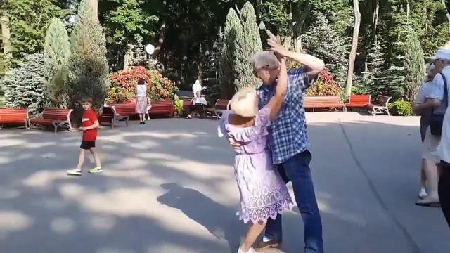 Я ИДУ ТЕБЕ НАВСТРЕЧУ смотреть онлайн