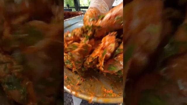 Осторожно от этих крылышек у вас потекут слюнки смотреть онлайн