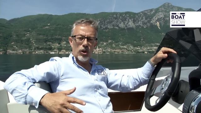 [ENG] FRAUSCHER 747 Mirage vs 747 Mirage Air - HD Review - The Boat Show смотреть онлайн