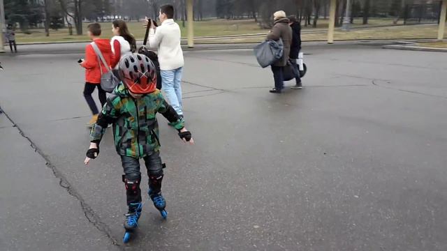 2016-04-10 дети на роликах-2