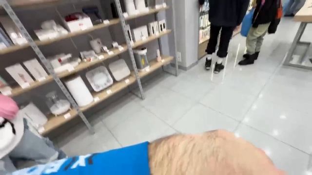 ПОКУПАЕМ ДОРОГИЕ ПОДАРКИ для ПОДПИСЧИКОВ / Кореш, Парадеевич, FRAME TAMER и PLOHOYPAREN смотреть онлайн