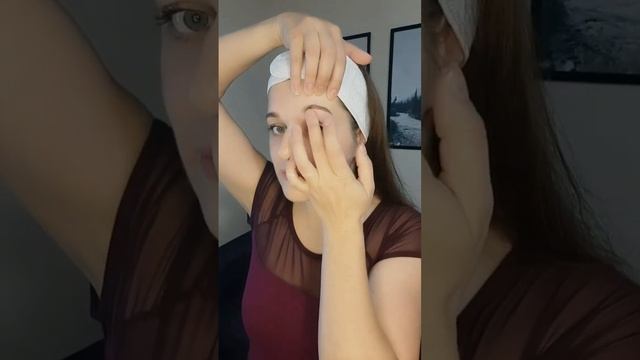 Самомассаж лица. Массаж в домашних условиях. Лимфодренажные упражнения для лица. смотреть онлайн
