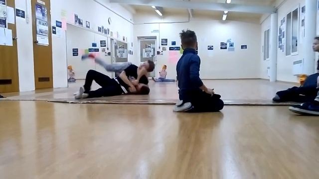 BUMBLEBEE vs MUHA 07/11/2016 смотреть онлайн