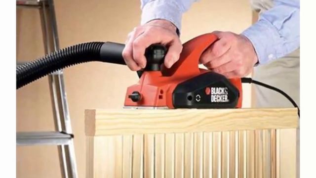 Отзыв от дачного мастера на электрорубанок по строганию дерева в гаражной мастерской BLACKDECKEKW71 смотреть онлайн