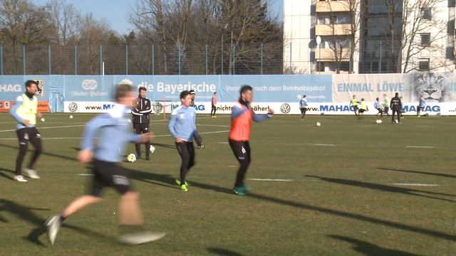 Erstes Training des TSV 1860 München mit neuen Gesichtern смотреть онлайн