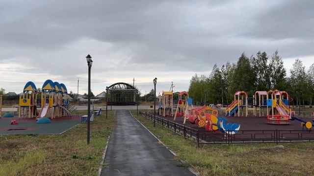 Дворы, парки, скверы Сергиевского района смотреть онлайн