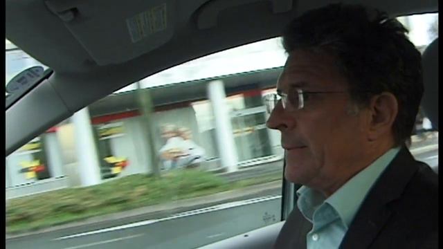 Prof. Dr. Werner Tillmetz im Interview mit H2yOu im Brennstoffzellauto "F-Cell". смотреть онлайн