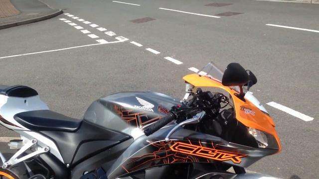 Honda CBR600RR смотреть онлайн