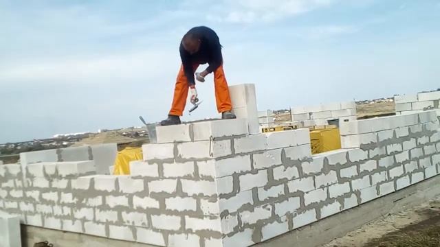 Мурування блоками