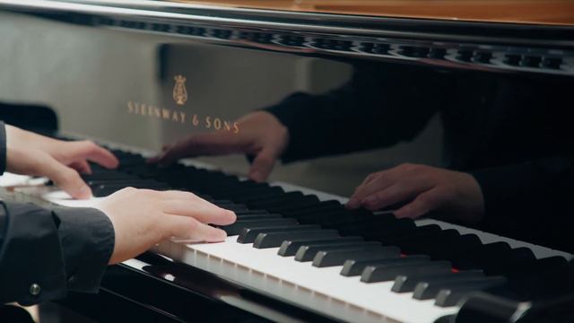 Chopin — Nocturne in E-Flat Major, op. 9, No. 2 and in D-Flat Major, op. 27, No. 2 смотреть онлайн