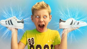 Super Lev buy a Powerful high speed sneakers like SONIC and became the fastest