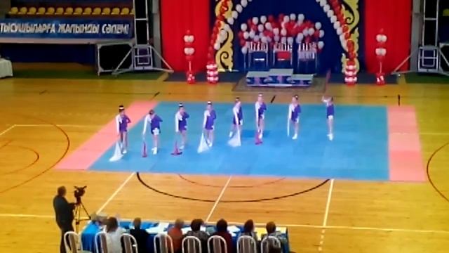 Черлидинг группа Стимул ? смотреть онлайн