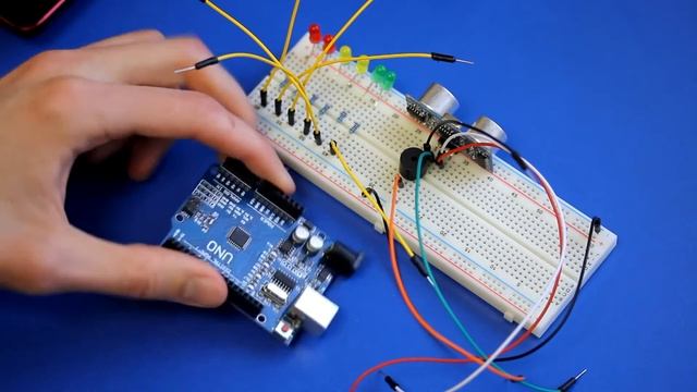 Arduino проект - ультразвуковой парктроник | Ultrasonic parktronic with arduino смотреть онлайн