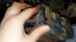 Mazda 6 gg. Замена тросов ручника и задних колодок.