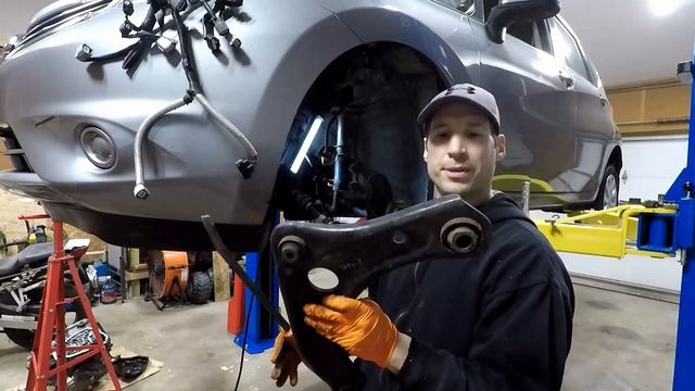 2013-2019 Nissan Versa Note CVT Transmission Swap (Part 1 Removal) смотреть онлайн