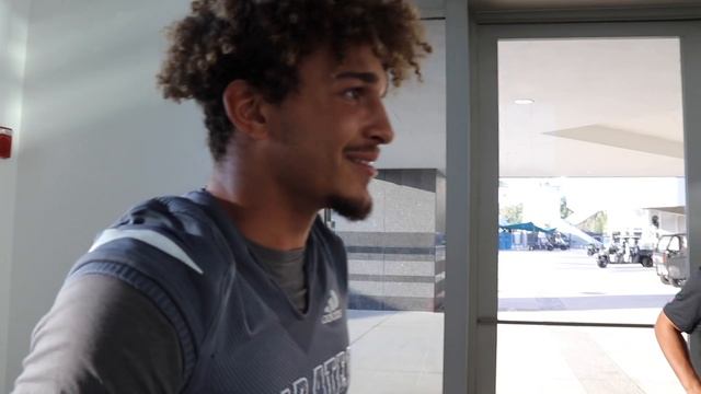All that SWAG for ME?! ? Jacksonville Jaguars' FOOTBALL PLAYER of the WEEK! смотреть онлайн