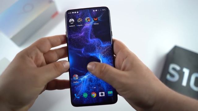 Обзор и опыт использования OnePlus 7 Pro. / QUKE.RU /