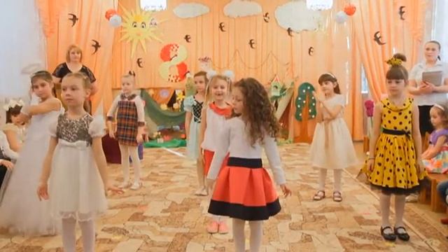 Тирасполь, детский сад 39, утренник 8 марта 2016г. часть 3 смотреть онлайн