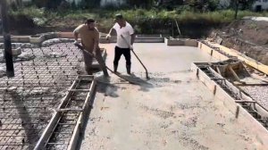 Стройка дома. Заливка фундамента.