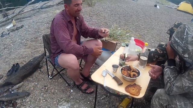 Ленонк в кляре 3 Снимаем пробу! Ооочень вкусно, рекомендую смотреть онлайн