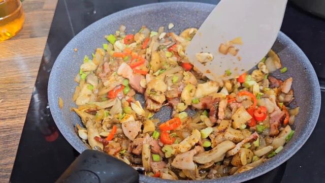 So haben mir meine spanischen Freunde das Kochen beigebracht! Leckeres Schweinefleisch! смотреть онлайн
