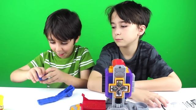 Play-Doh Transformers Dark Of The Moon Autobot Workshop смотреть онлайн
