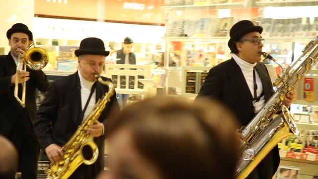 Mabò Band al Vulcano Buono смотреть онлайн