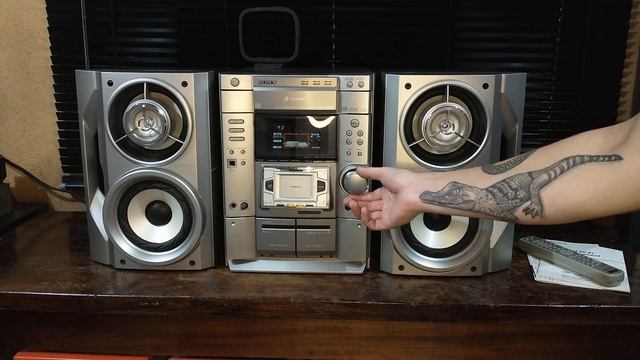 Minicomponente Sony MHC-DP800AV TB-AUDIO смотреть онлайн