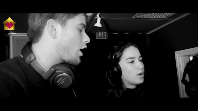 Je bent niet alleen - Johnny de Mol ft. Glen Faria смотреть онлайн